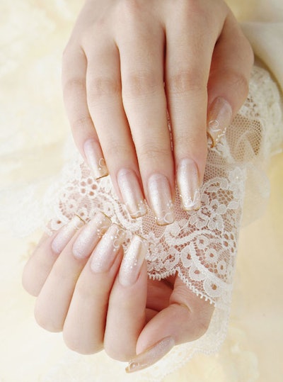 10078 A International Nail Xpert Group Designed By Yoon Hee, Cho Crop