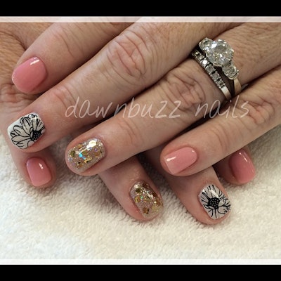 Nailsbydawnbuzznails