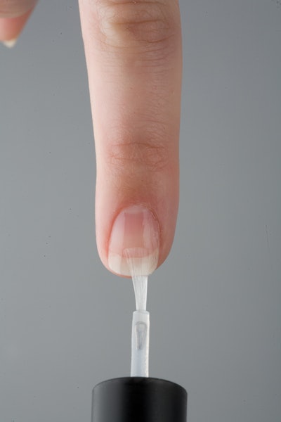 Step2 Youngnails Maniqcolor