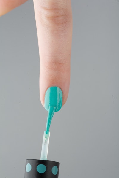 Step4 Youngnails Maniqcolor