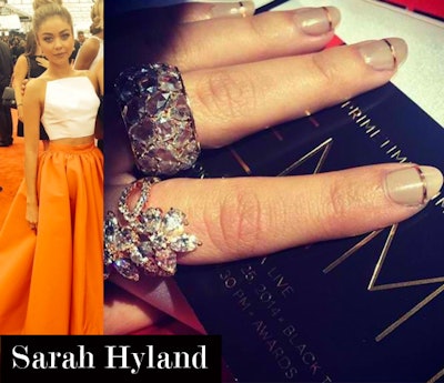 Sarahhyland 0