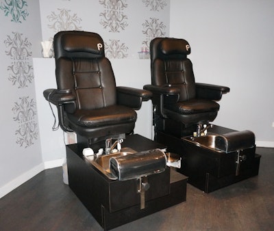 Savvy Salon Nov14 Chairs