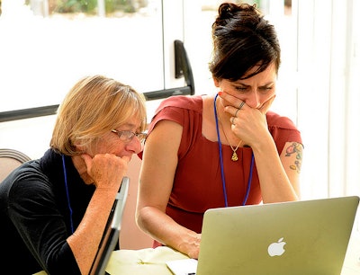 6985853660 6200b66fcc Z