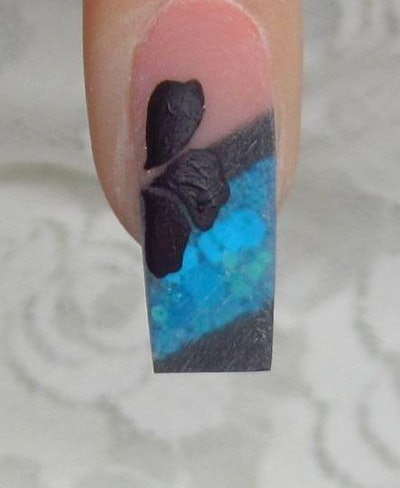 Blue Glitter Nails 3