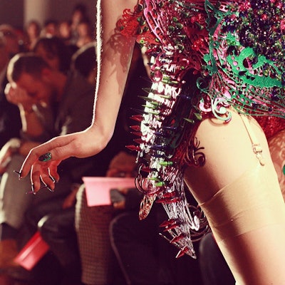 1e121c4894c411e3a0d3127895d4dc6e 8