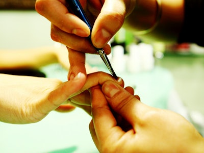 5744947212 27f6f2aab8 B