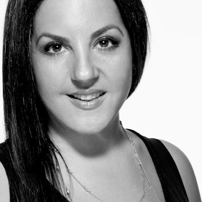 Elle Headshot Square