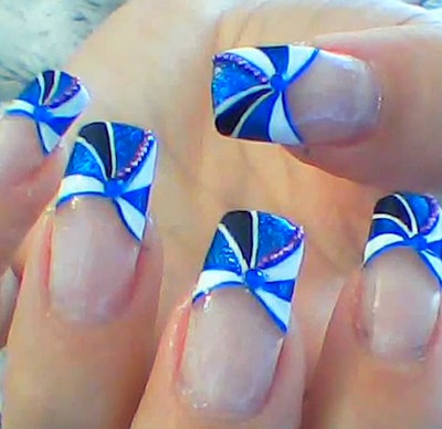 Bluepinwheelnails500