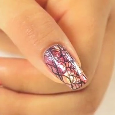 Gelish Gold Foil Nail