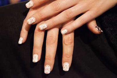 Kiss And Broadway Nails For Bibhu Mohapatra Spring 2015 With Lead Gina Edwards Photo By Luzena Adams Lr1