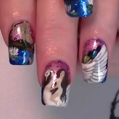 Lady On Swan Nails