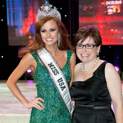 Miss Usa 2011 And Suzi