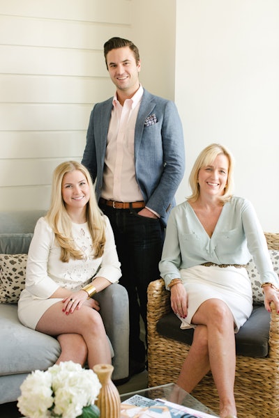 Owners Savvy Salon May15