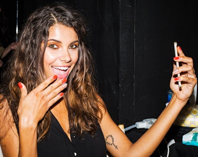 Zoya Nail Polish Luli Fama 4338