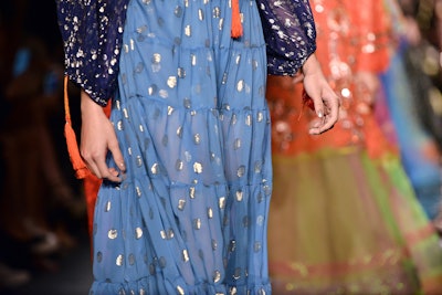 21472476865 55021c0858 K