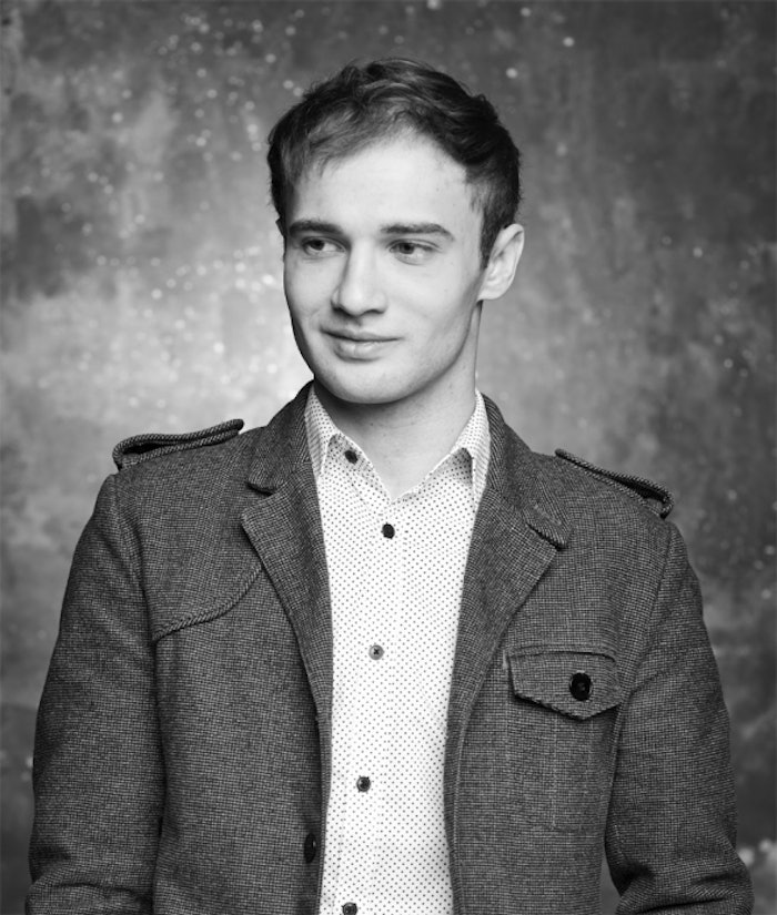 Classically Modern Tousled andy Copy