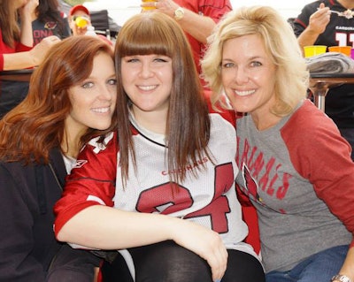 tailgating-with-mom-and-sister
