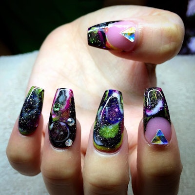 Nail Art Tutorial: Light Up Galaxy Nails