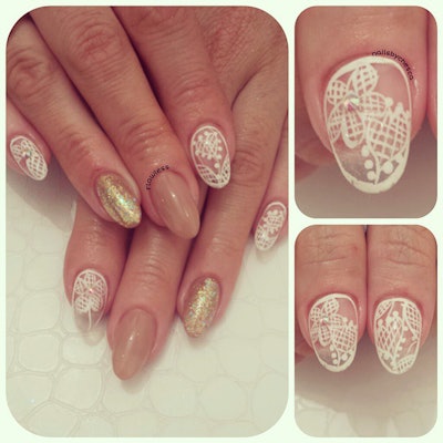 Nailsbychesca Negative Space Nails