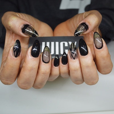 Nailsbyjuicyj Negative Space Nails