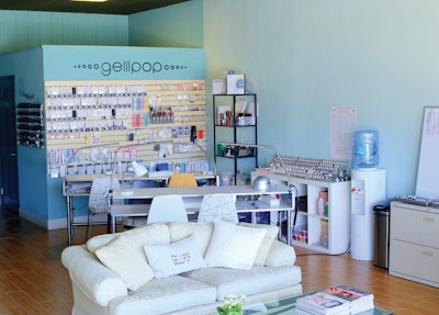 Salon-4