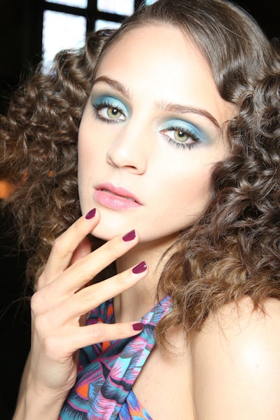 ZOYA NAIL POLISH_MARA HOFFMAN_5N7B6308 MR