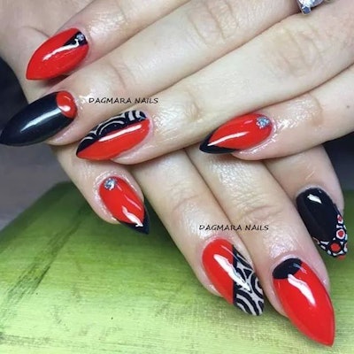 Blackredstiletto