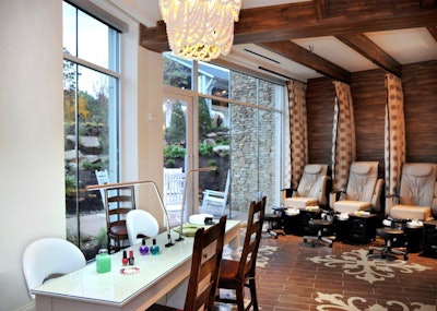 Dollywood DreamMore Resort Spa