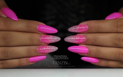 Pink Glitter Gel Nail Pro