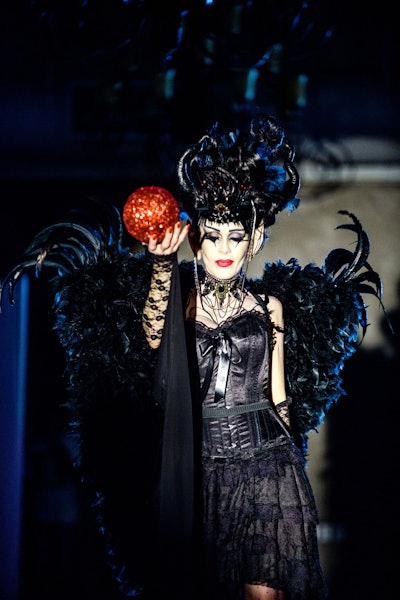 Photo credit: Stephanie Wilkie for Red Carpet Studios