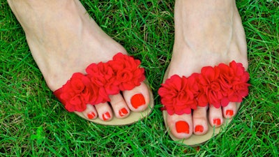 OPT-NP-IBD-Campaign-Sandal-Pedi-Combo-5