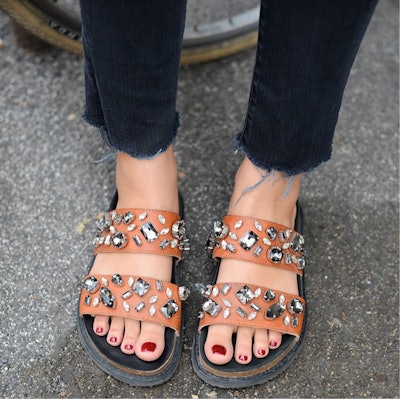 OPT-np-ibd-campaign-sandal-pedi-combos-1