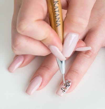 np-swarovski-crystal-gel-polish-step-2