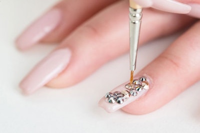 np-swarovski-crystal-gel-polish-step-4