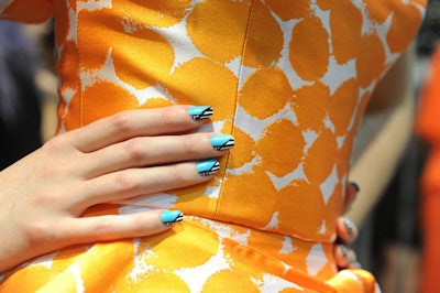 NP-Christian-Siriano-In-Post-1