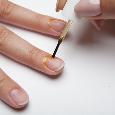 NP-Essie-Care-System-Step-4