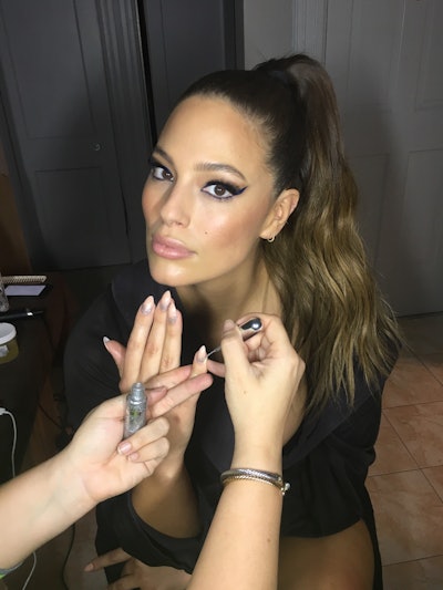 Ashley Graham ANTM – KISS Products nails by Mar y Soul 2