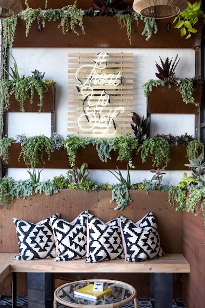 base-coat-dtla-nov2016(2of63)