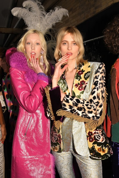 692708805bg00175 Cnd For Je