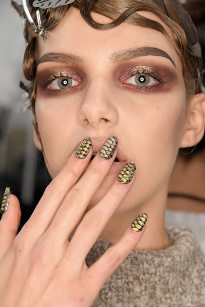 CND For The Blonds Fall/Winter 2017 – Backstage