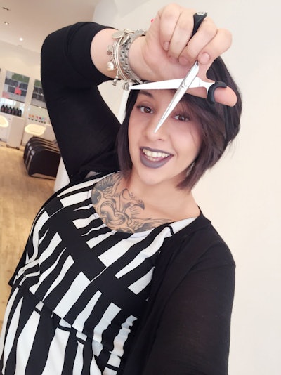 Tonianne With Exthand Shears