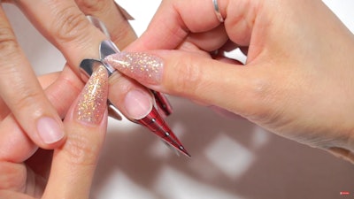 Kupa Nail Form Tutorial 8