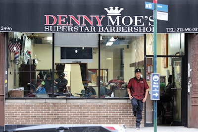Denny Moes Barbershop