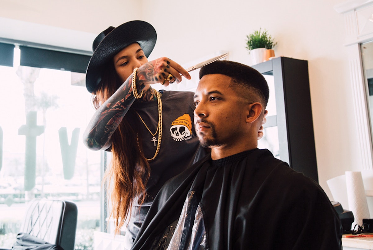 The Coolest Lady Barbers of Instagram