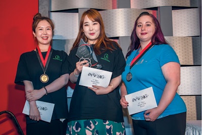 french-twist-nails-novice