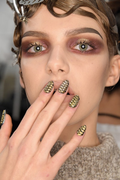 CND For The Blonds Fall/Winter 2017 – Backstage