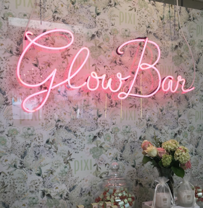 pixi beauty glow spa