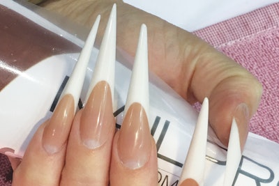 iryna-gross-nail-artist