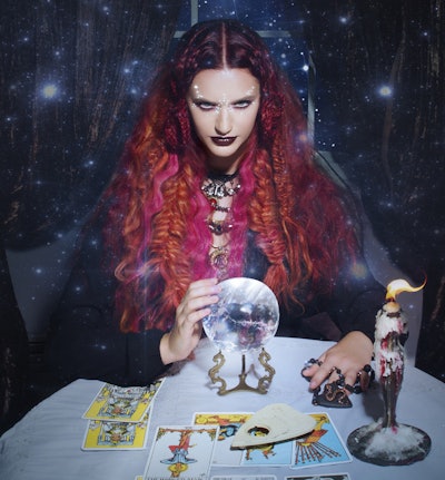 Justinfrost Kadusprofessional Photoshoot Fortuneteller