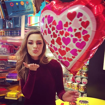 Miss Universe Blows A Kiss